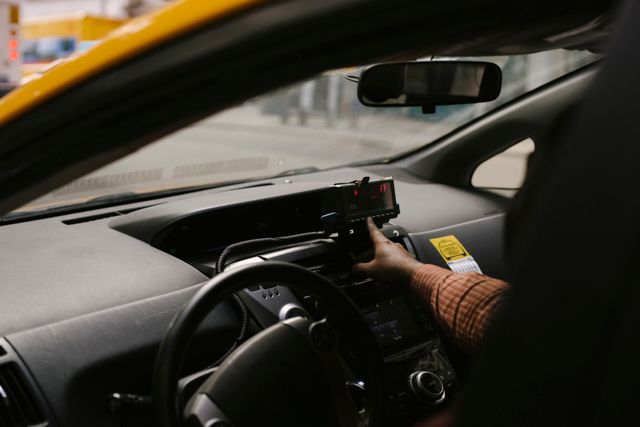 Wat bepaalt eigenlijk of je een eerlijke ritprijs betaalt in een taxi